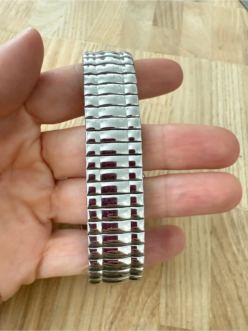 Unbranded silver tone minimal watch NEW BATTERY